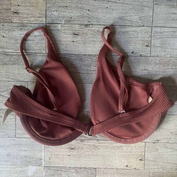 Garage, Dark Mauve/Blush, Plunging, V Neck, Wired Bikini Top - Picture 7 of 12